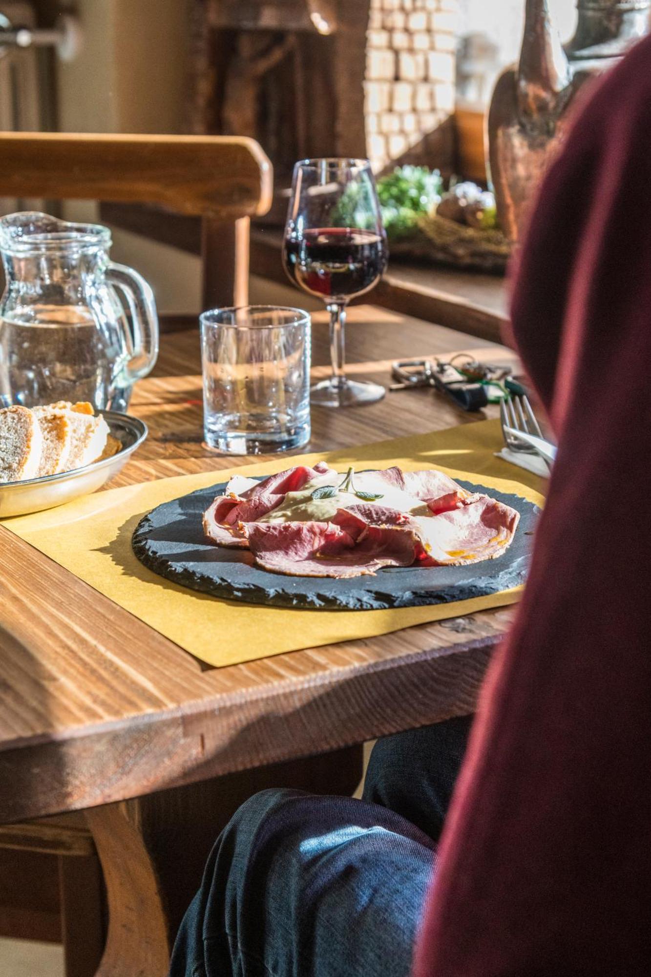 La Placette - Albergo Diffuso E Trattoria Usseaux Exteriér fotografie
