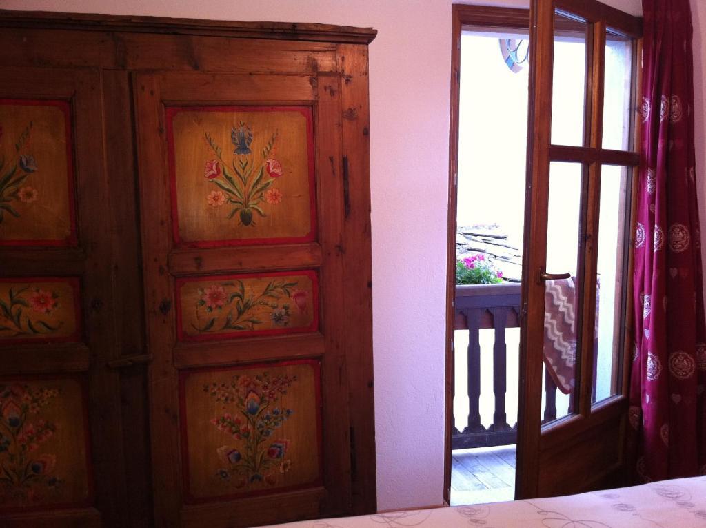 La Placette - Albergo Diffuso E Trattoria Usseaux Pokoj fotografie