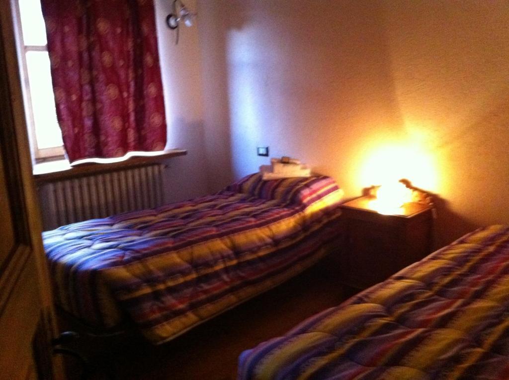 La Placette - Albergo Diffuso E Trattoria Usseaux Pokoj fotografie