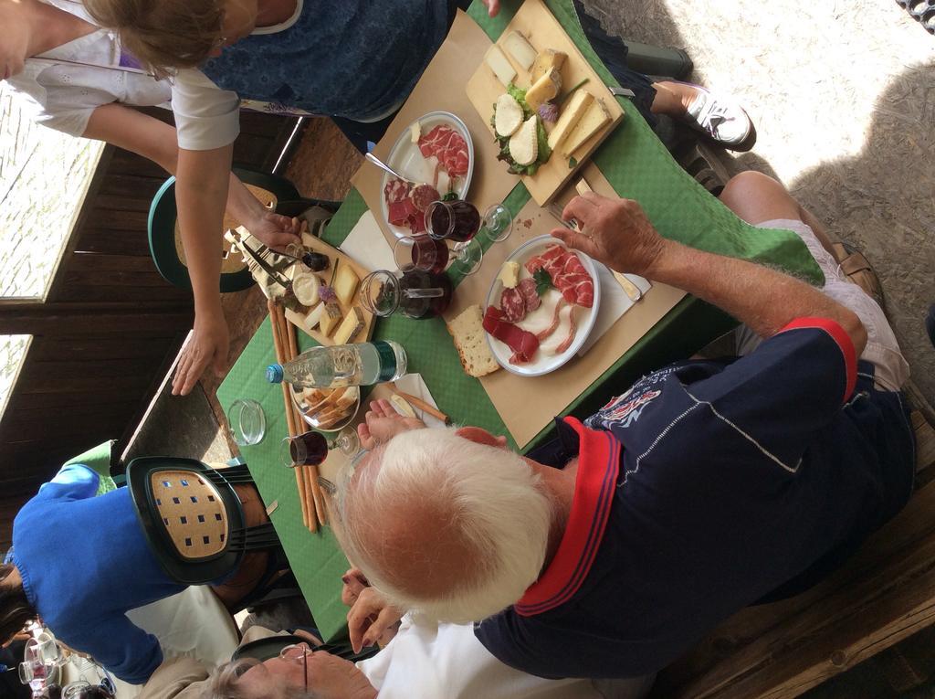 La Placette - Albergo Diffuso E Trattoria Usseaux Exteriér fotografie