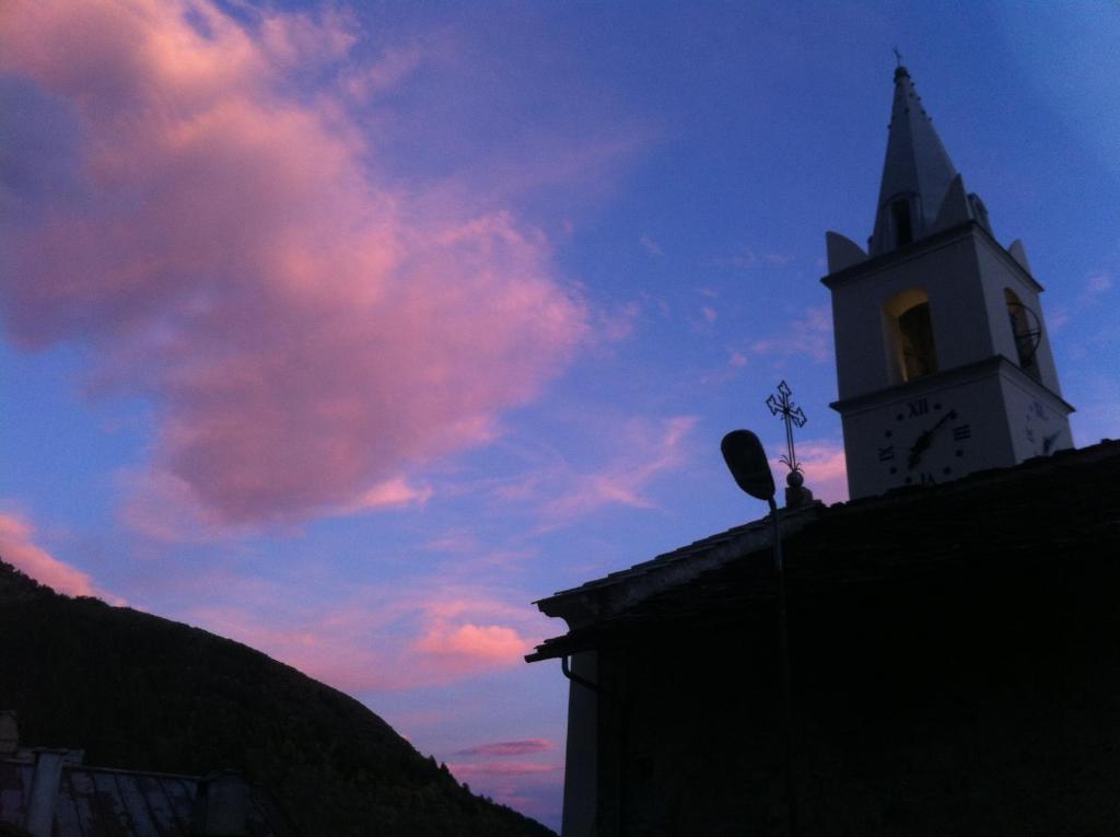 La Placette - Albergo Diffuso E Trattoria Usseaux Pokoj fotografie